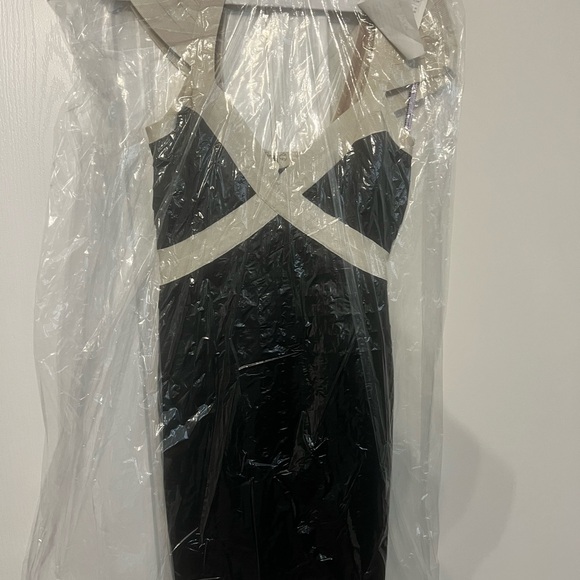 Herve Ledger Umeki Bodycon Dress - Picture 3 of 4